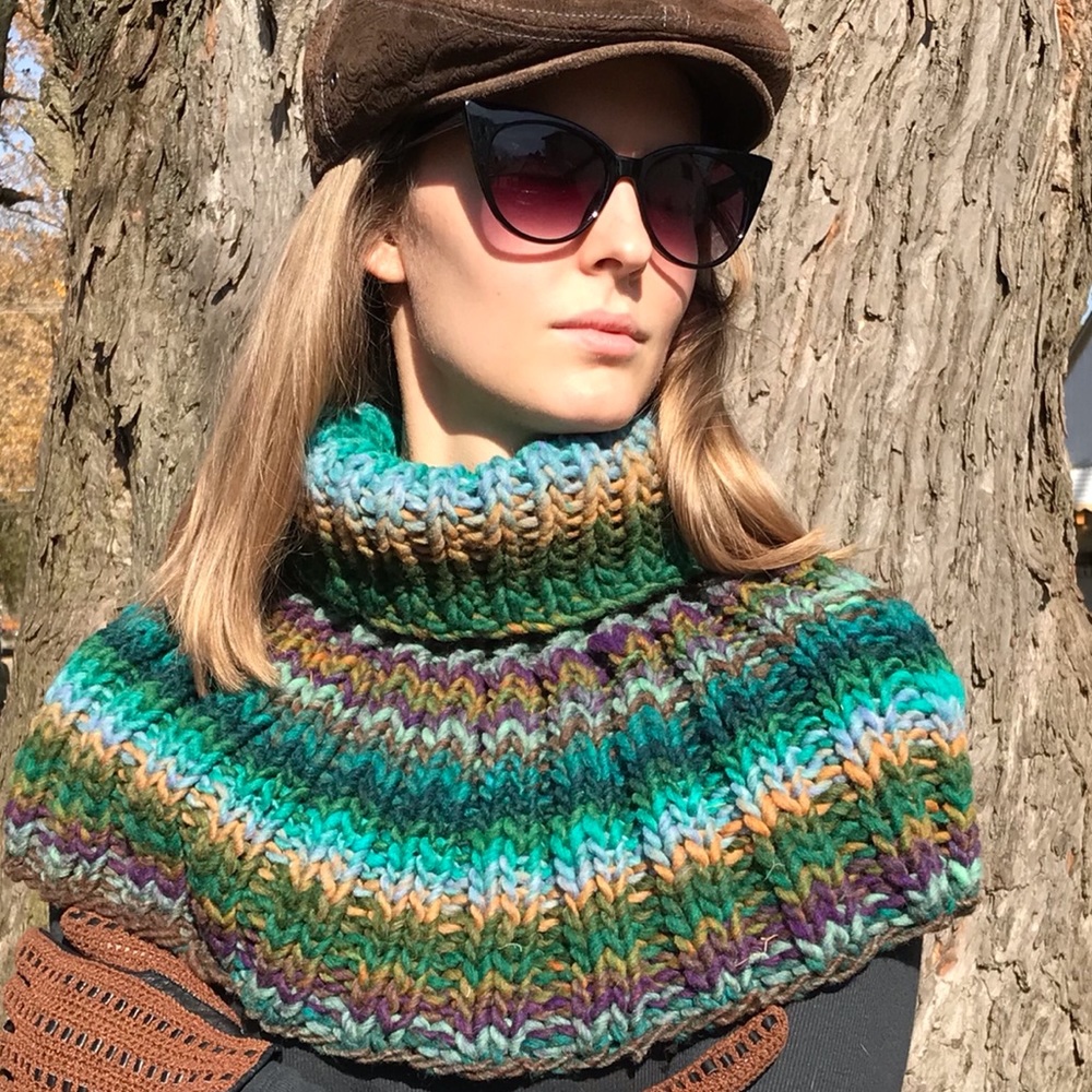 Handmade Turtleneck Infinity Style Caplet  Shawl (K48-15H) New Without Tags